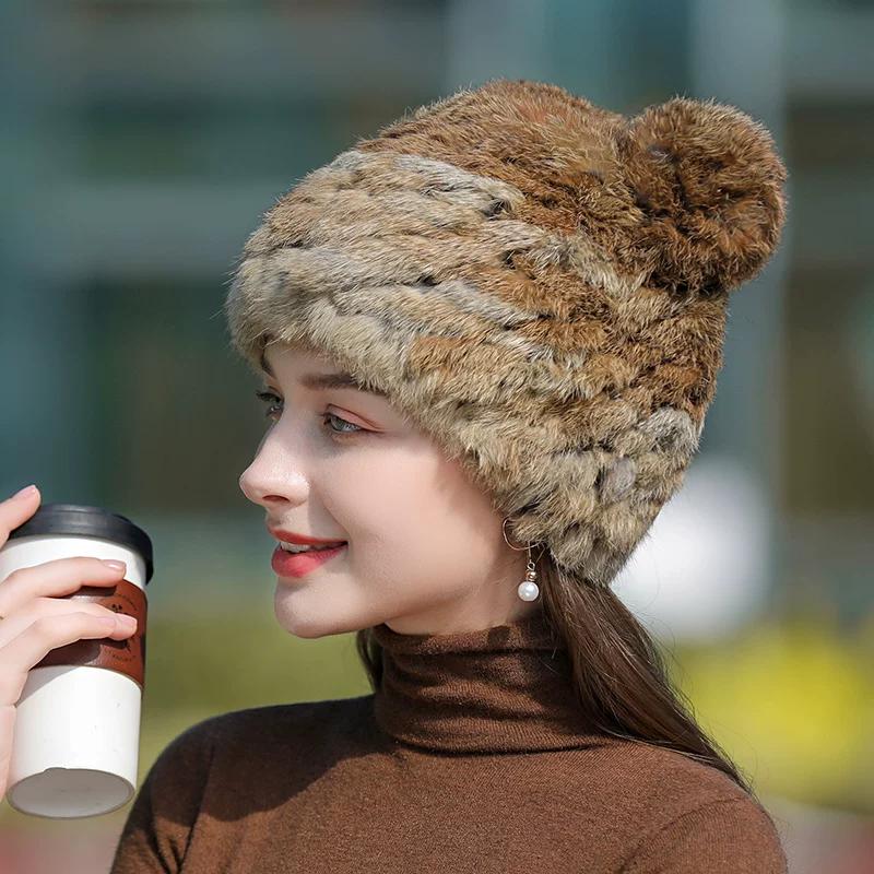 Женская зимняя меховая шапка Новая кроличья меховая теплая шапка Милая модная домашняя шапка из кроличьего меха Зимняя новая корейская версия Модная One Size (55-59cm)