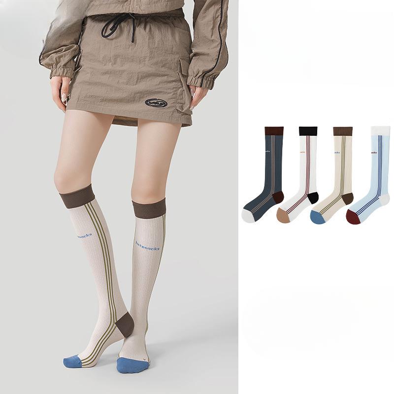 Chaussettes de Mollet d'Exercice Amincissantes à Pression à Rayures de Couleurs pour Femmes Automne et Hiver pour Yoga Fitness Cyclisme Sans Couture