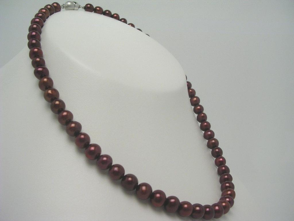 [Isowa Pearl] Isowa Pearl, a pearl specialty store in Ise-Shima, presents a freshwater pearl necklace, 7.0-7.5mm, brown, with a magnetic clasp