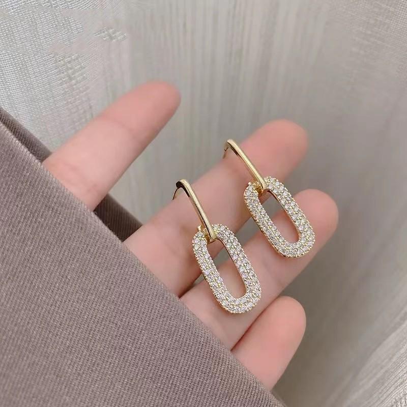 S925 Silbernadel Koreanische Diamant-Ohrringe: Eleganter, modischer Schmuck im kalten Stil für Frauen