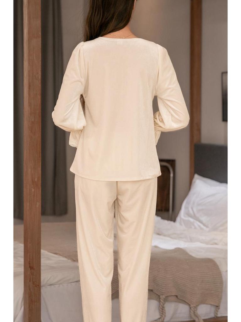 2025 Paar-Pyjamas: Damen Gold Samt Langarm & Herren Fleecegefütterte Koreanischer Stil Homewear