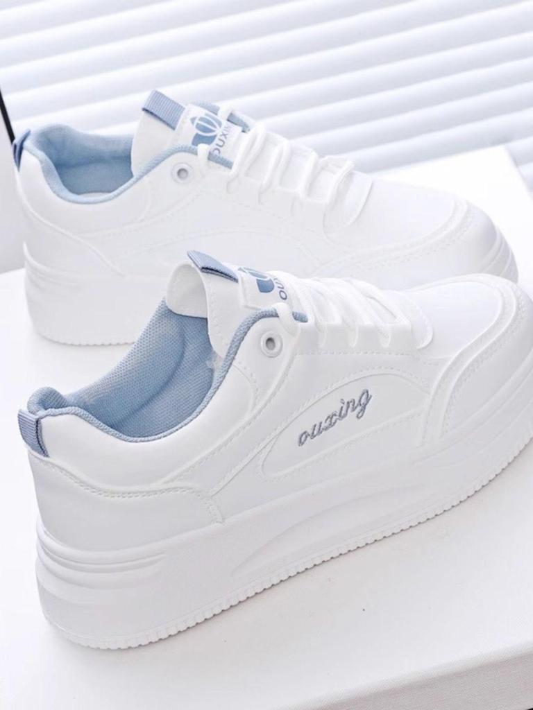 Women's Thick-Soled White Canvas Shoes: Versatile, Height-Boosting, Lightweight Sneakers for Spring/Summer