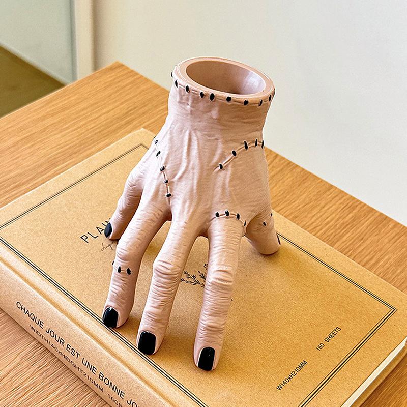 

Ужас Подставка для ручек в виде ладони Готическая серия «Коготь» Подставка для ручек Коробка для хранения канцелярских принадлежностей Ведро для хранения Домашнее украшение Офисные принадлежности