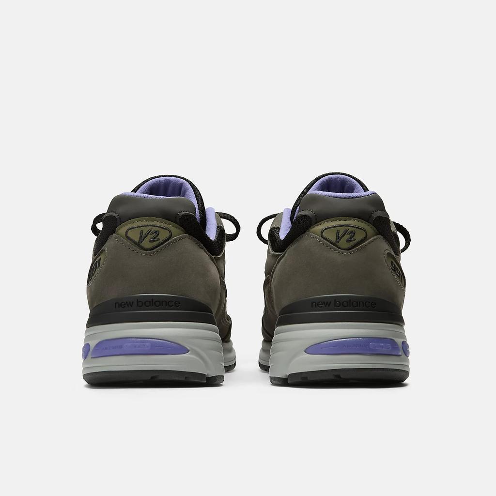 U991GP2 New Balance 991V2 Raven (Men's)