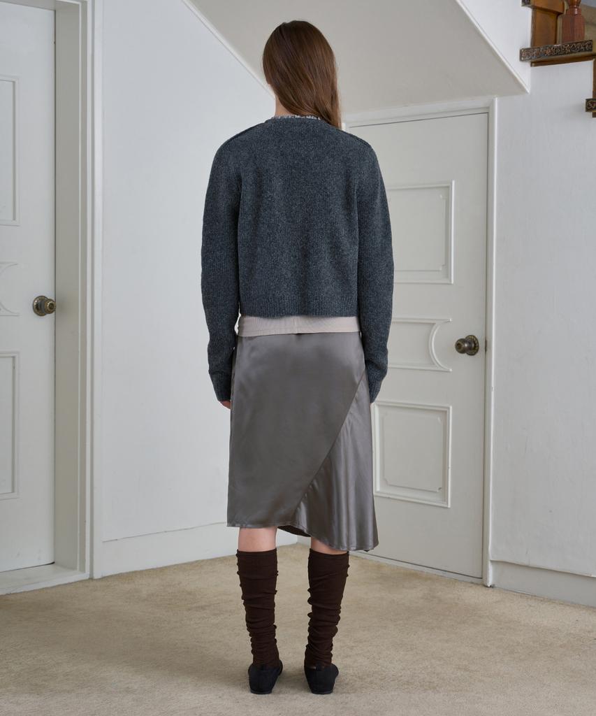 Simeteuligpeosenteu Asymmetric Satin Skirt / Charcoal