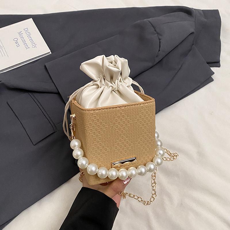 Fashionable Minimalist Small Shoulder Bag For Women Trendy Autumn Style In Black Brown White Pink And Khaki