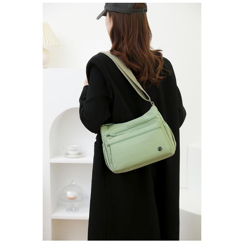 Women's Large Capacity Casual Nylon Crossbody Bag