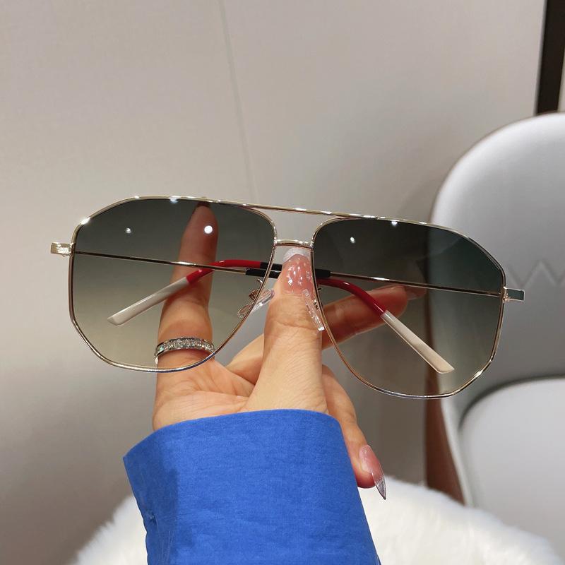 

JYL TS Plain Frame Sunglasses Women UV Protection Fashion YH9257 A-9480 бледно-розовый