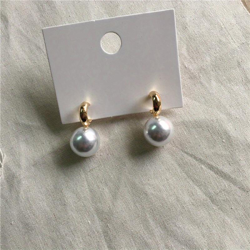 1 Pair of Stylish and Simple Imitation Pearl Earrings with Multi-function Earrings and Earrings