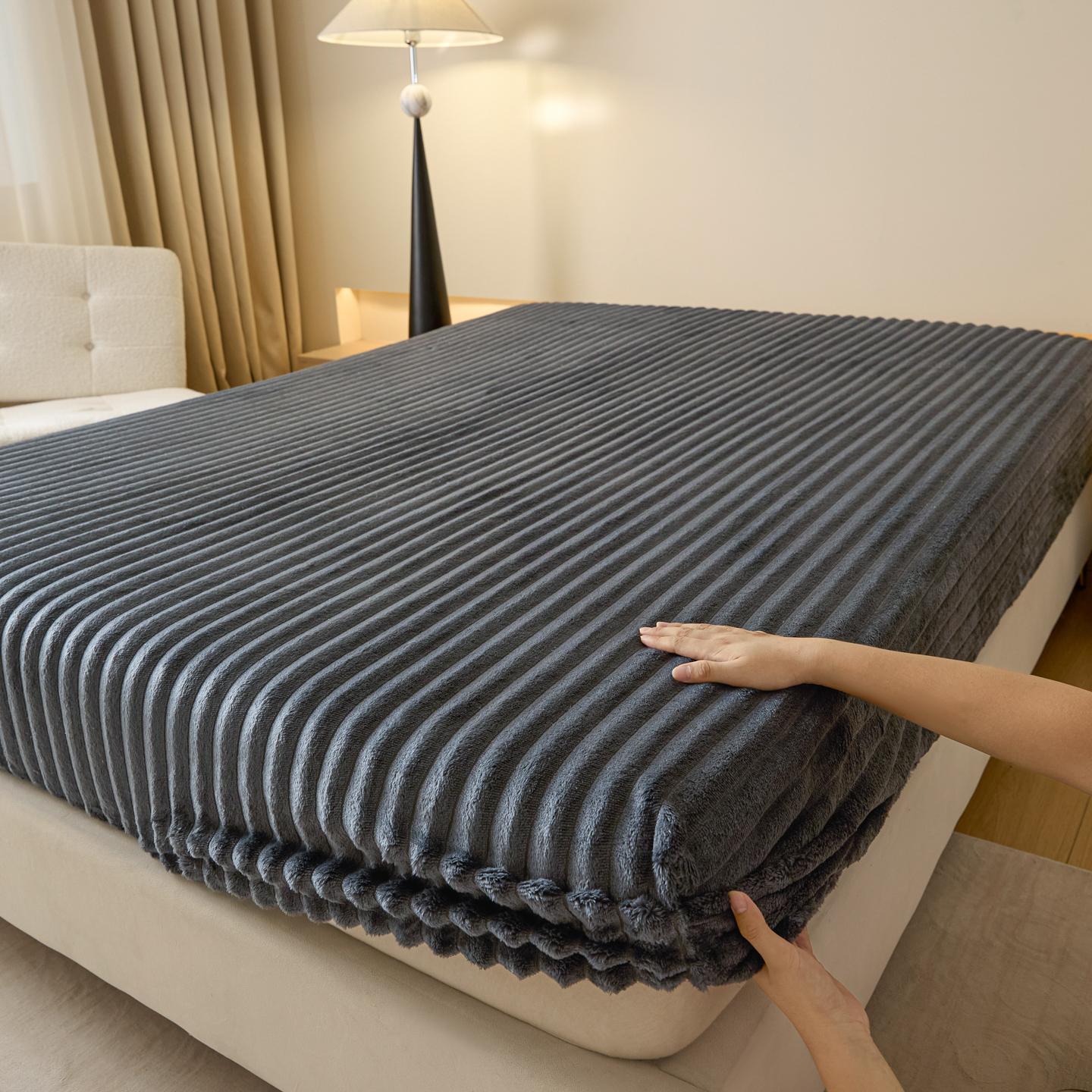 

1 шт. Однотонный толстый наматрасник из искусственного кроличьего меха Осенне-зимний теплый бархатный протектор для матраса Пушистый мягкий плюшевый натяжной простынь 0.9x2.0m 1pc темно-серого