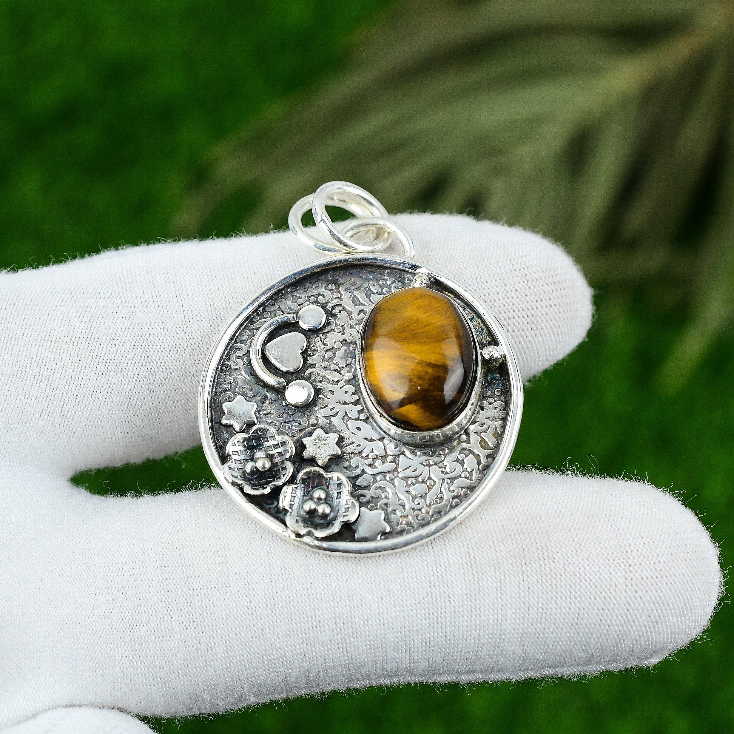 

Natural Tiger Eye Gemstone Pendant 925 Sterling Silver Indian Jewelry For Women