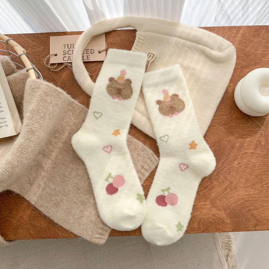 Damen Niedliche Kleine Bär Kaschmir Mid-Calf Socken – Warm, Dick, Kuschelig, Kaffeefarben für Herbst/Winter.