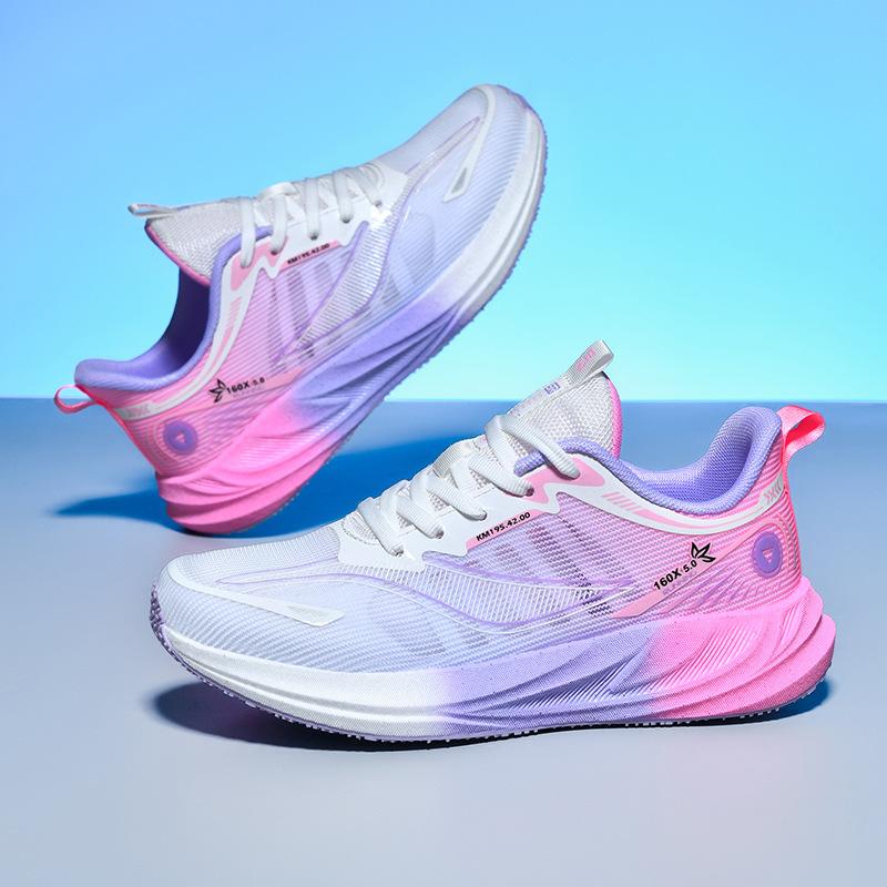 New Carbon Board Sports Leisure Style Women's Sports Fashion Versatile Leisure Breathable Net Running Sports Shoes Couple Shoes Men