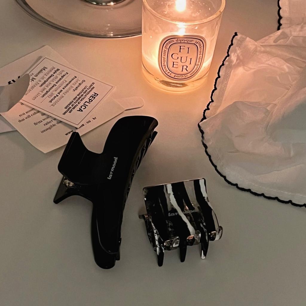y2k sweet and cool style texture black series less Japanese and Korean temperament versatile smudge disc hair grab clip