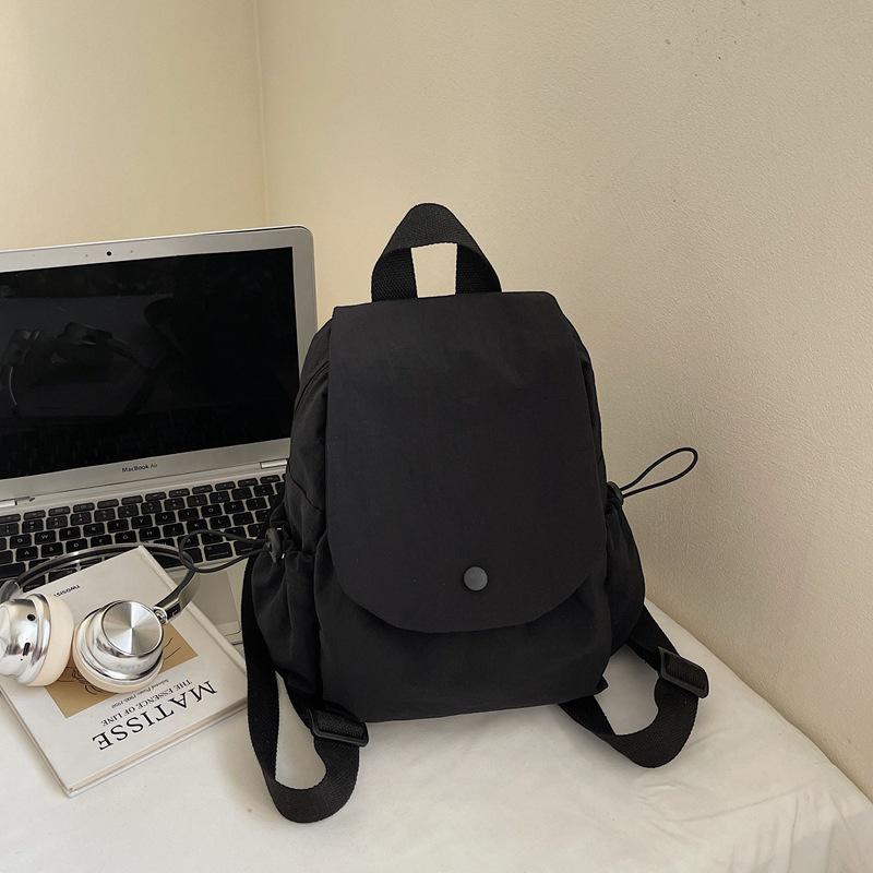 

Висококласний жіночий легкий повсякденний рюкзак у корейському стилі чорний