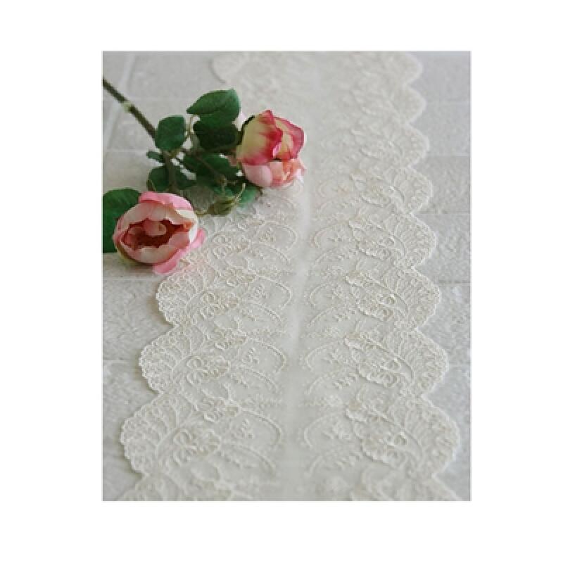 

Alice Console Runner [150cm] ivory