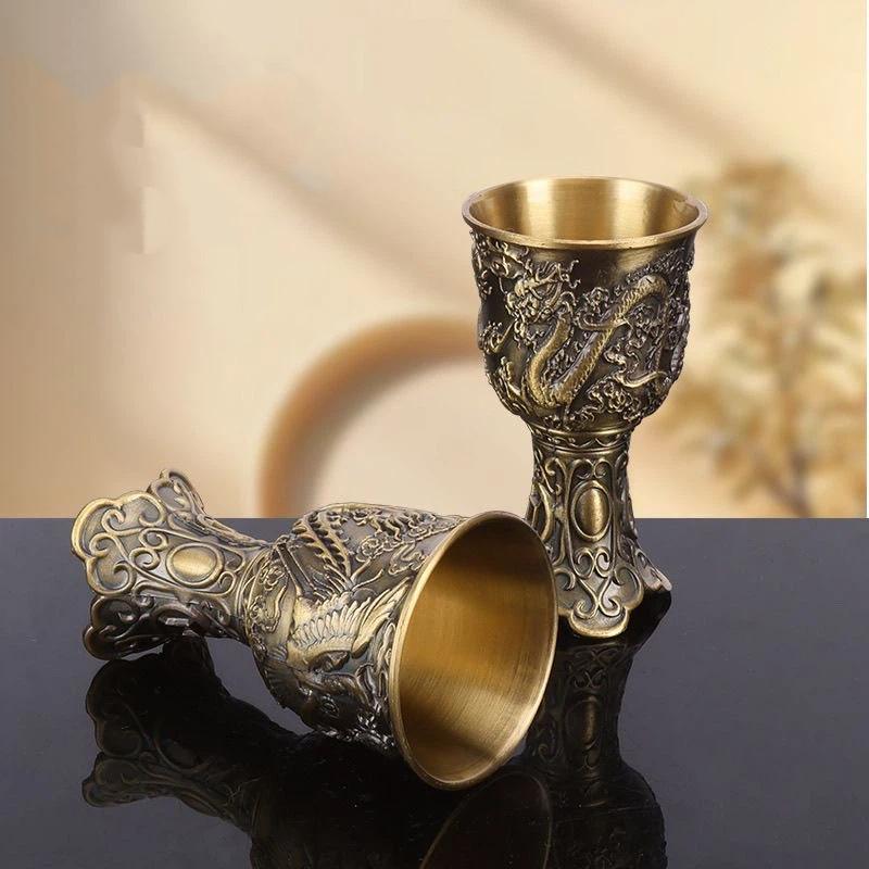 Light Luxury Engraved Bronze Wine Goblet – Vintage High Foot White Wine Glass for Home, Party & Bar