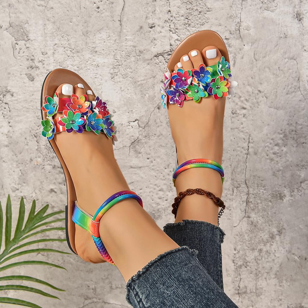 Fashion Lightweight 2025 New Summer Casual Sandals Open-toed Women Flats Women Sandals Elegant Floral Design Casual Comfortable Shoes