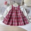 Ensemble deux pièces Robe gilet à carreaux pour fille et chemise en dentelle pour un style automne/printemps AQB066