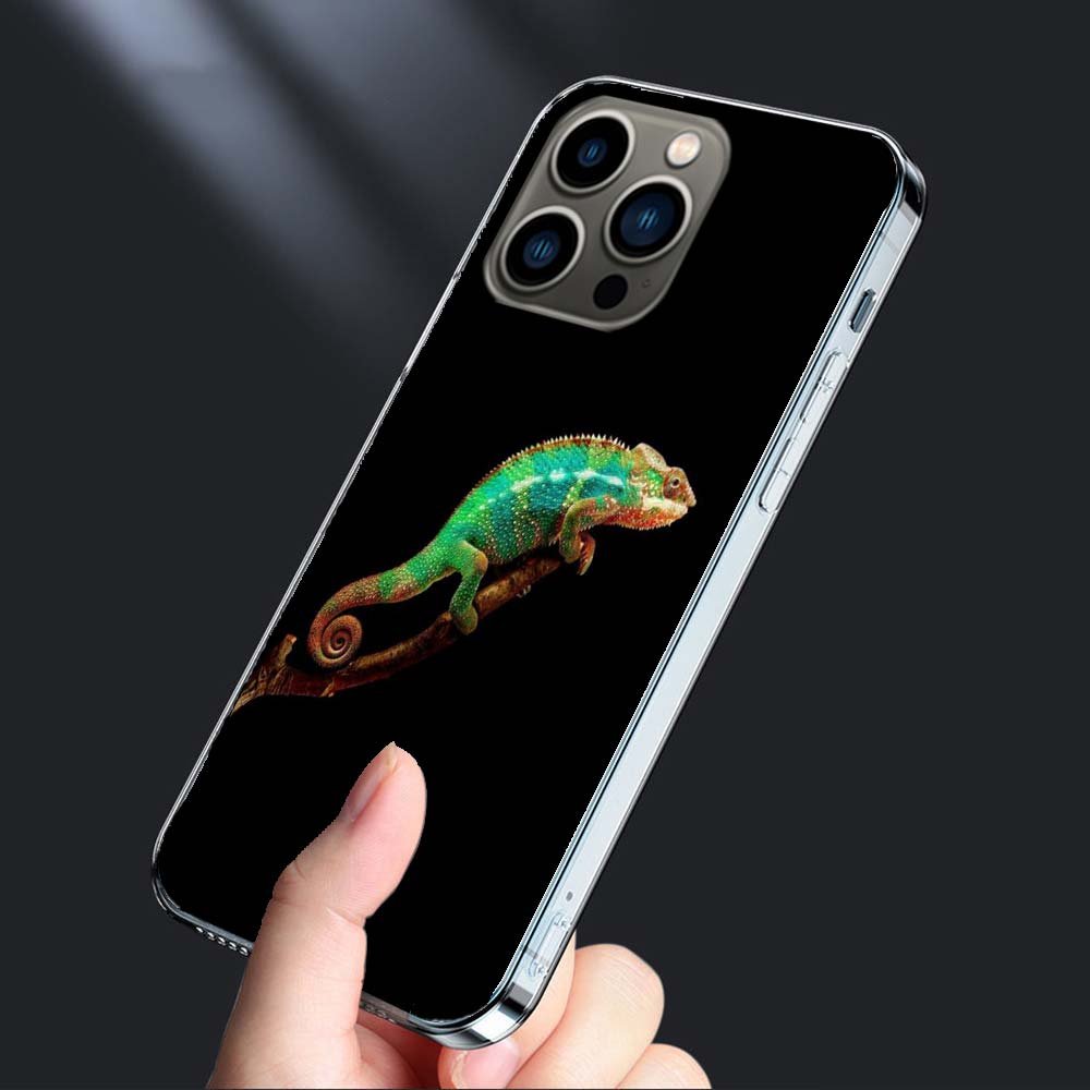 Chameleon Funny Wildlife Phone Case For Iphone 16E 15 Pro 14 Plus 17E 16 17 Pro Max Air 11 12 13 Mini Shockproof Capa Cute Co
