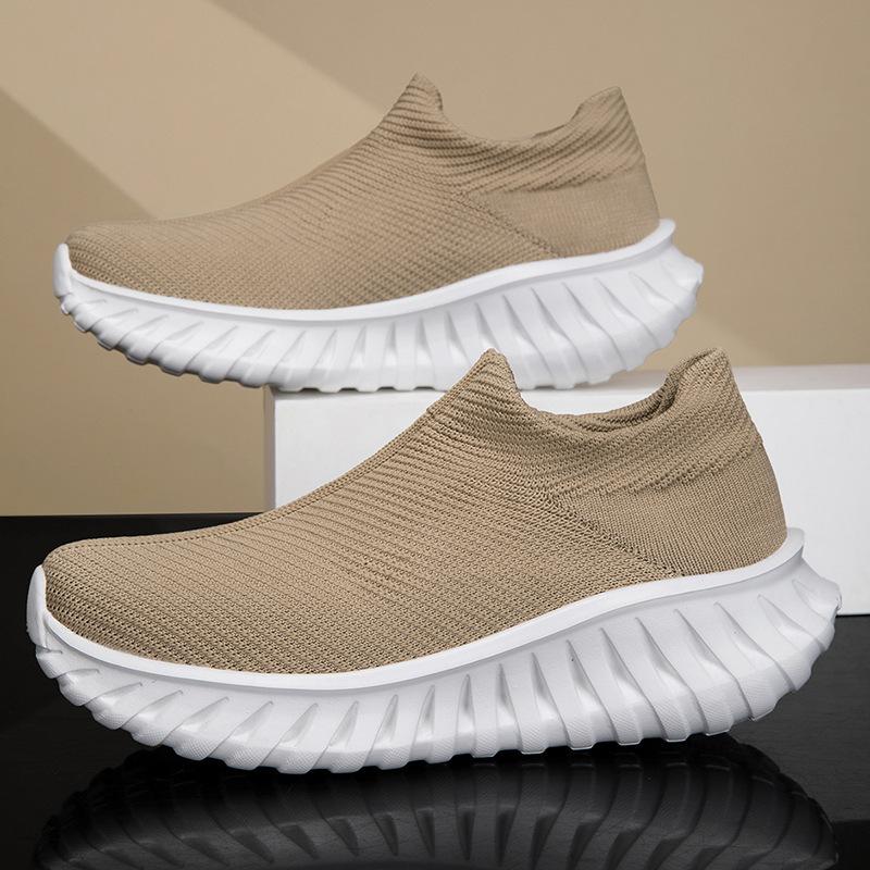 Large size new Xiyin flying weaving sports running shoes, light and breathable travel shoes