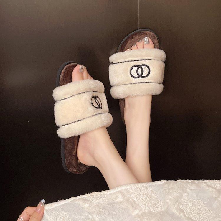 Retro Plush Embroidered Plush Slippers Women's Autumn and Winter Wear 2025 New Plush High-end Thick-bottomed Cotton Slippers