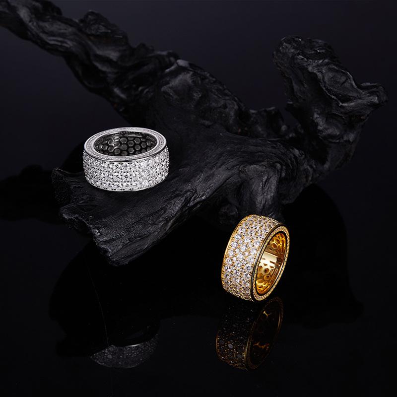 European-American Gold Hip Hop Ring with Inlaid Diamonds - Versatile High-End Fashion Accessory for Women