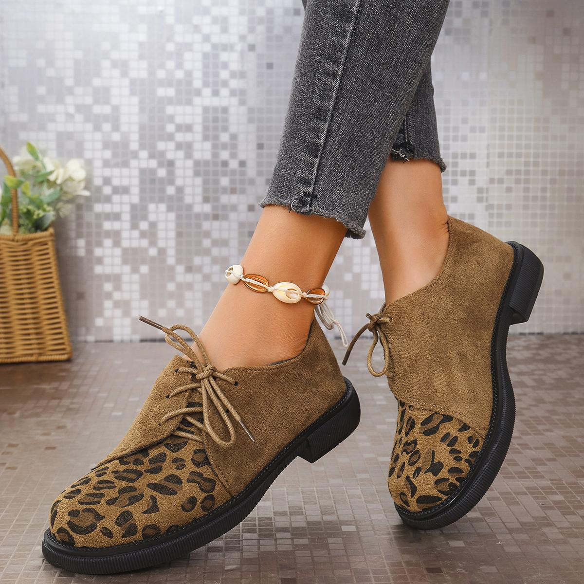 

Женские леопардовые балетки на платформе из замши, повседневные кроссовки, зимняя мода 2025 года, спортивная обувь для бега, удобная шнуровка, Zapatos Mujer 42