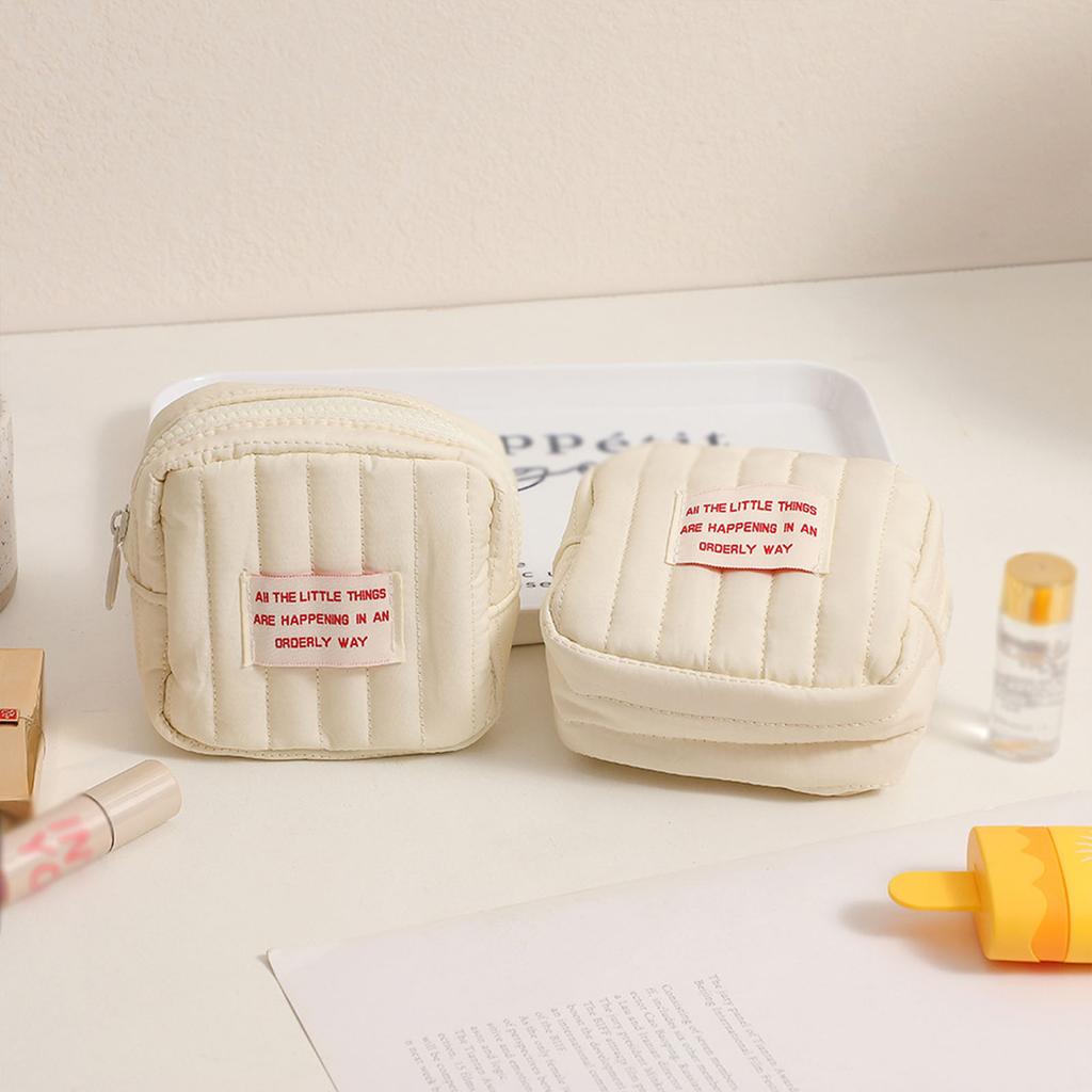 Small Women's Cosmetic Bag White Toiletry Storage Bag for Women and Girls Cosmetic Supplies