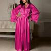Elegante Camicia da Notte da Donna in Raso di Seta con Pizzo Lingerie Kimono Abbigliamento da Notte Lunga Vestaglia