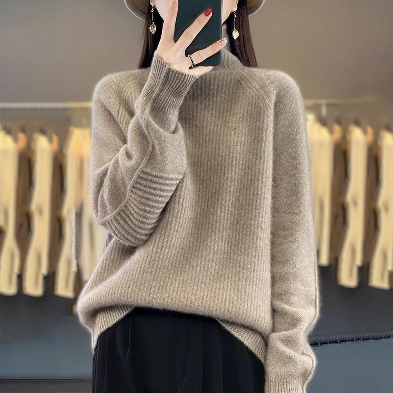 Solid Color Turtleneck Pullover Sweater Women's Autumn and Winter Temperament Commuter Style New Loose and Thick Bottoming Knitted Sweater