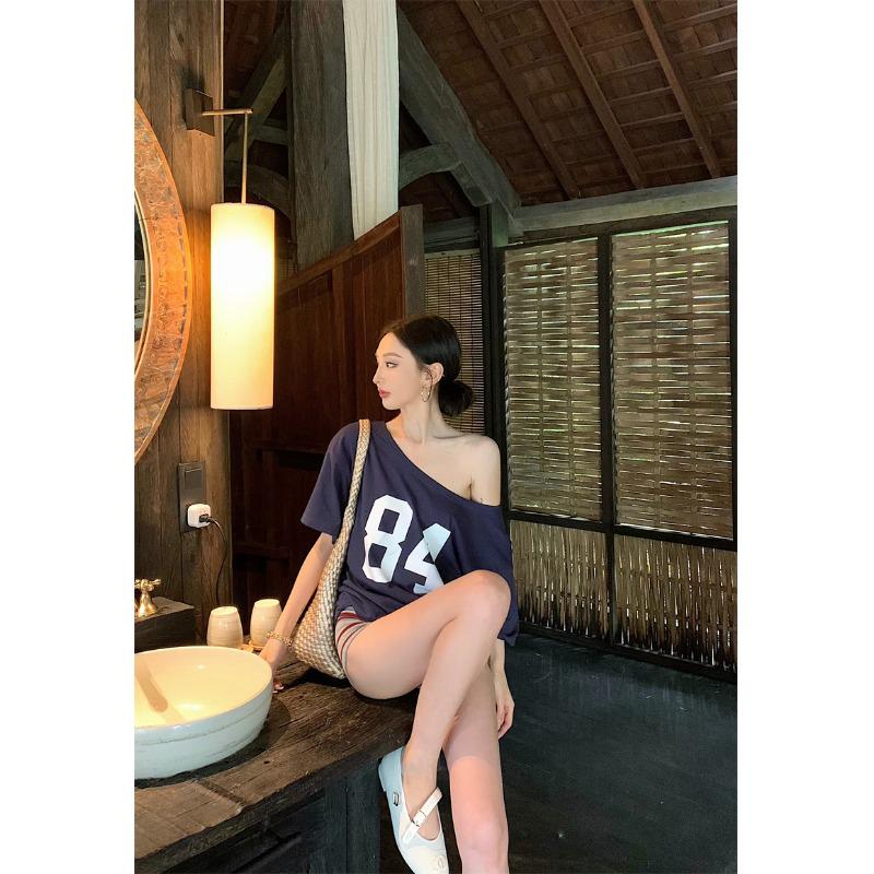 2025 Sommer Dame Chic Off-the-Shoulder Kortermet T-skjorte - Amerikansk Stil, Allsidig og Trendy