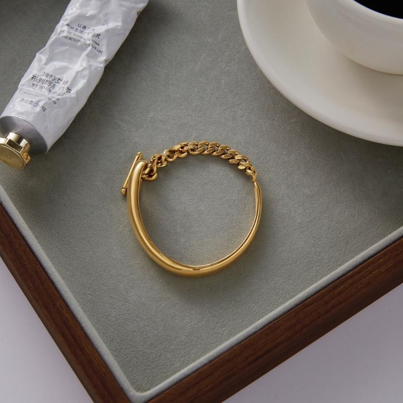 A52E Asymmetric Stainless Steel Bracelet Innovative Clasp Wrist Band Trendy Minimalist Accessory Unisex Design CN