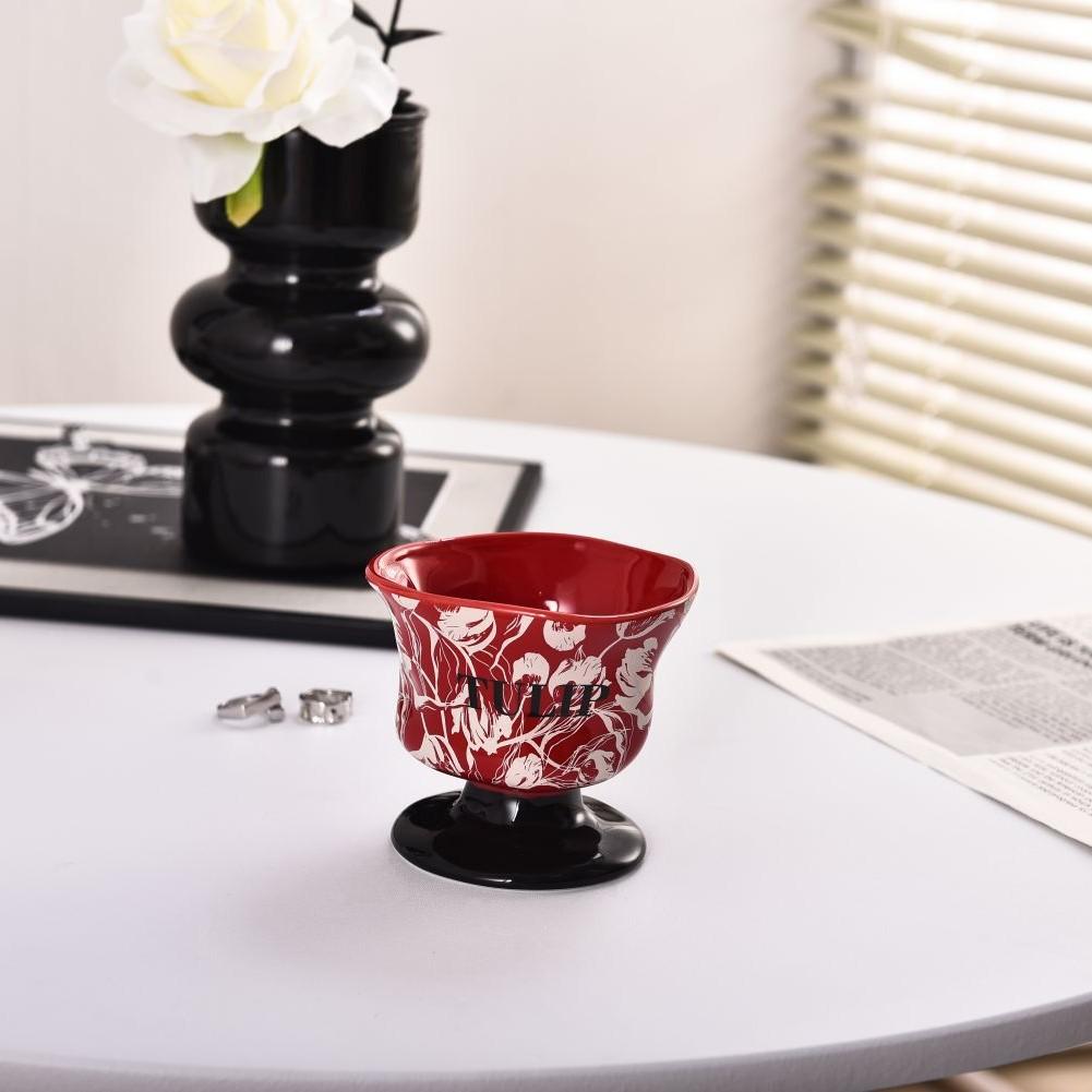 

Hand-Squeezed Coffee Cup And Saucer Pleated Style High-Value Ceramic Cup Afternoon Tea Cup Retro Simple Coffee 240ML