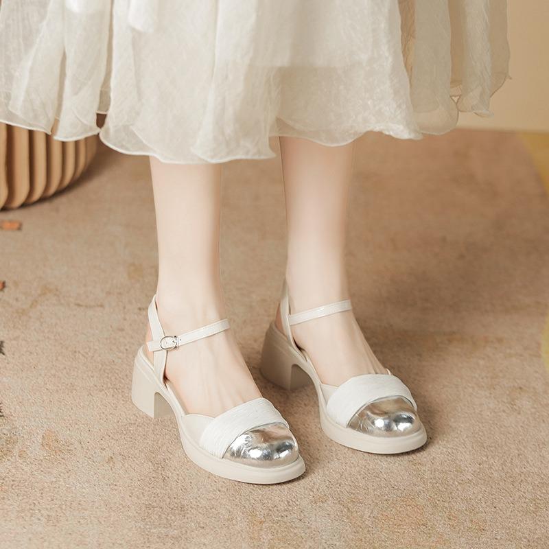 Baotou sandals women's summer new thick heel silver empty Mary Jane single shoes