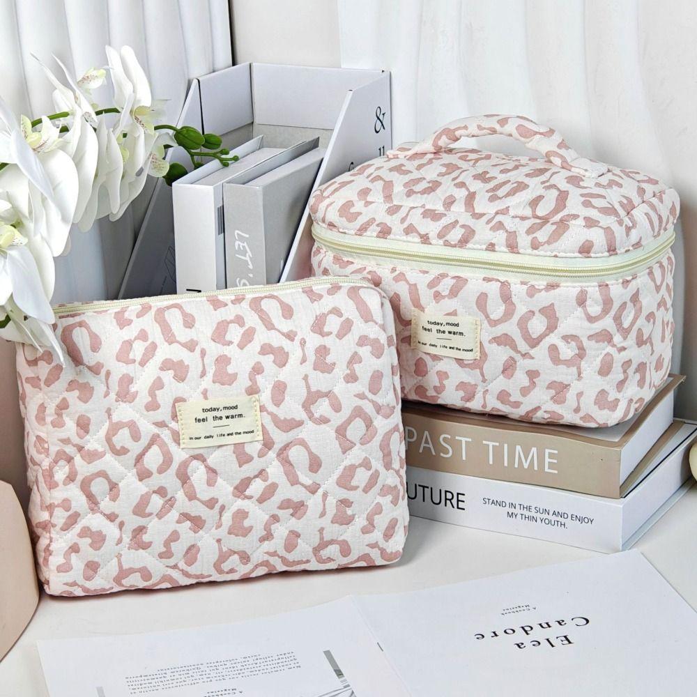 Quilted Cotton Handheld Makeup Bag Leopard Print Large Capacity Toiletry Bag Zipper Closure Portable Cosmetic Storage Organizer