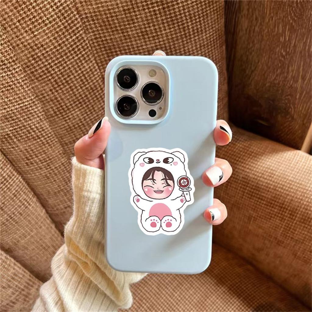 52 naklejki koreańskich celebrytów, naklejki DIY dla męskich celebrytów, winylowe wodoodporne naklejki na zeszyt