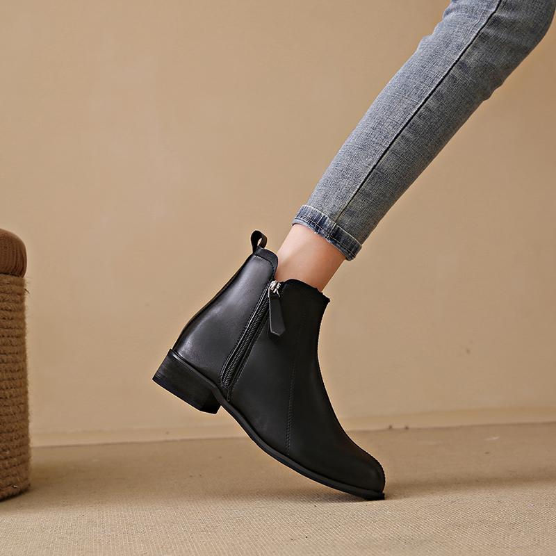 2026 Stiefeletten für Damen Britischer Stil Herbst Neu Spitze Farbe Uni Winter Damen Plus Samt Niedriger Absatz Knöchelhohe Stiefel