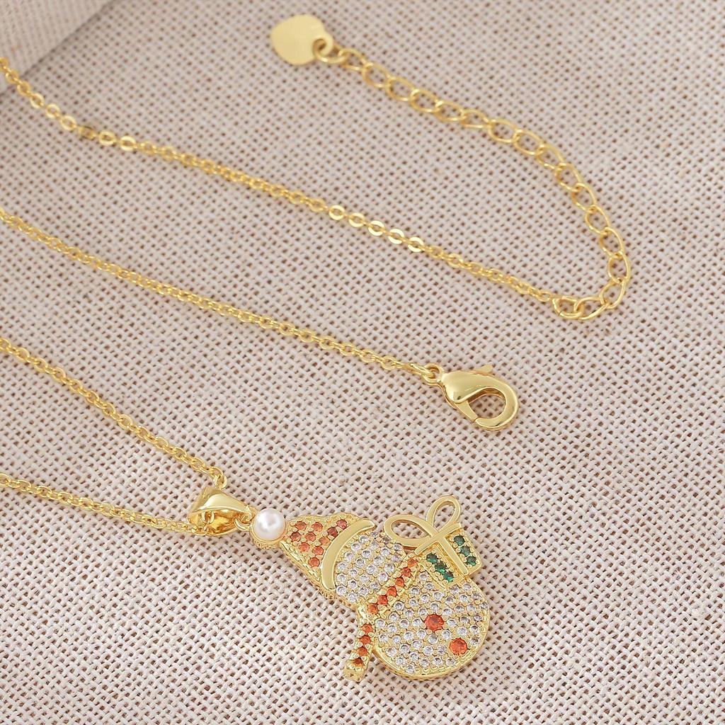 Elegante Weihnachts-Schneemann-Halskette: Leichter Luxus Zirkon Schlüsselbeinkette für Damen