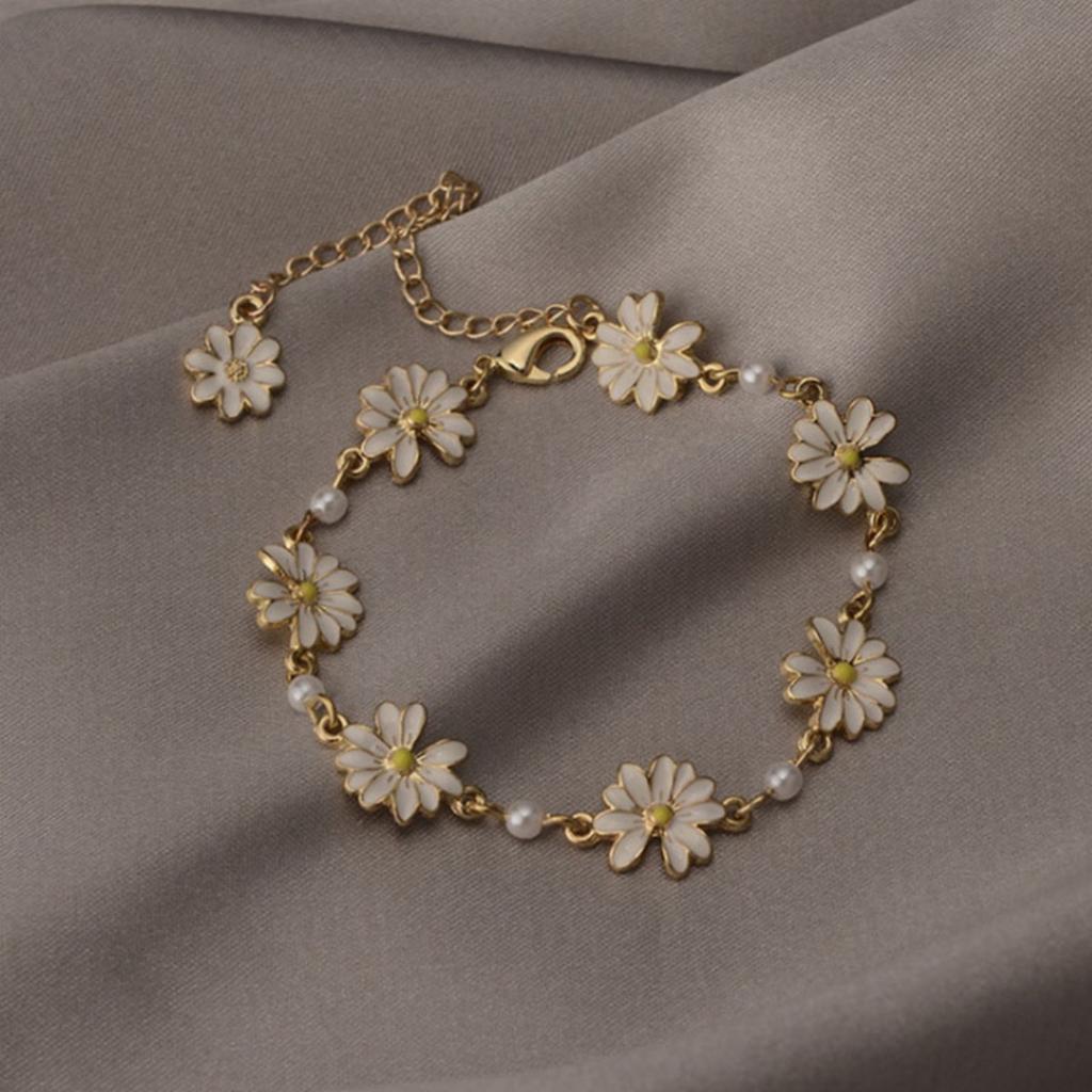 Minimalist White Enamel Daisy Flower Bracelets For Women Men Elegant Imitation Pearl Sunflower Floral Bangles Wedding Jewelry