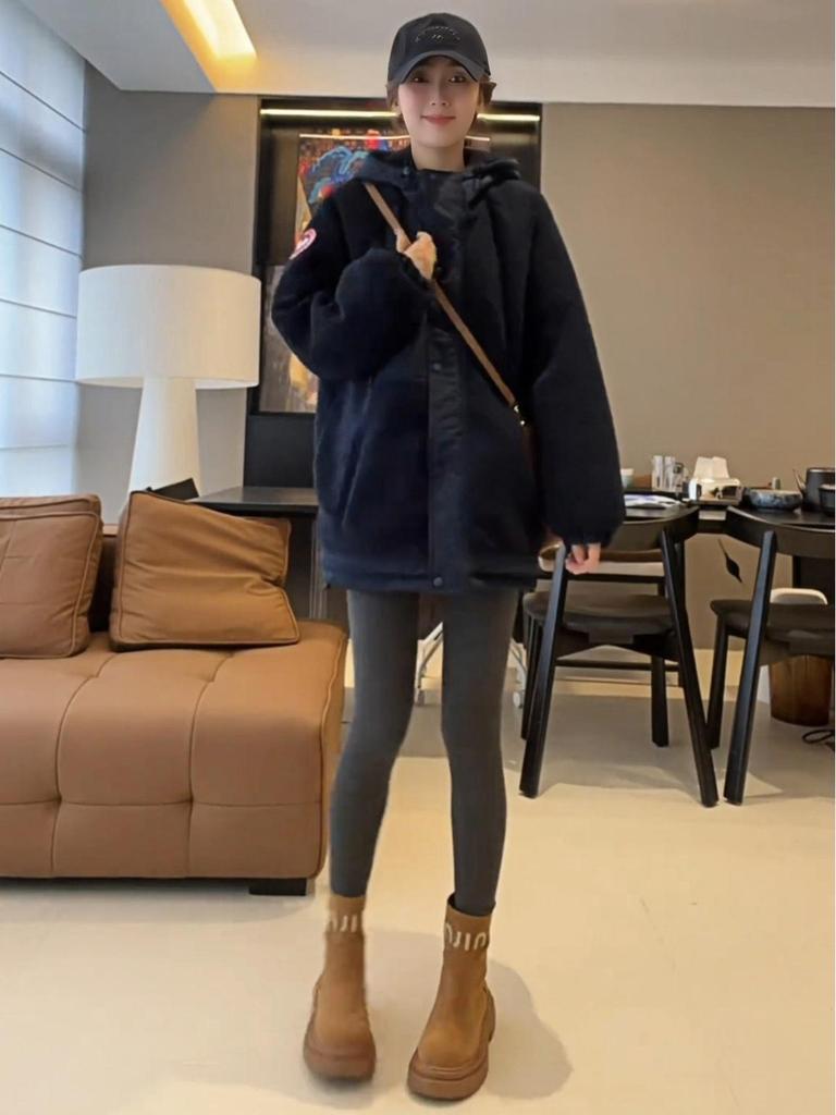Women's European-Style Hooded Lambswool Jacket - 2024 Autumn/Winter Versatile and Warm Cotton-Padded Coat