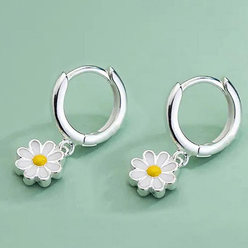 Newly Designed Partysu Style Dangle Earrings for Women Elegant Little Daisy Shape Silver Color Accessories Party Jewelry