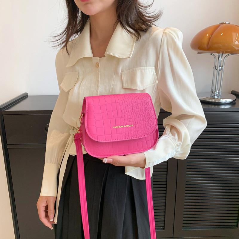 Stylish White Saddle Bag For Women Modern Minimalist Shoulder Bag For Daily Use