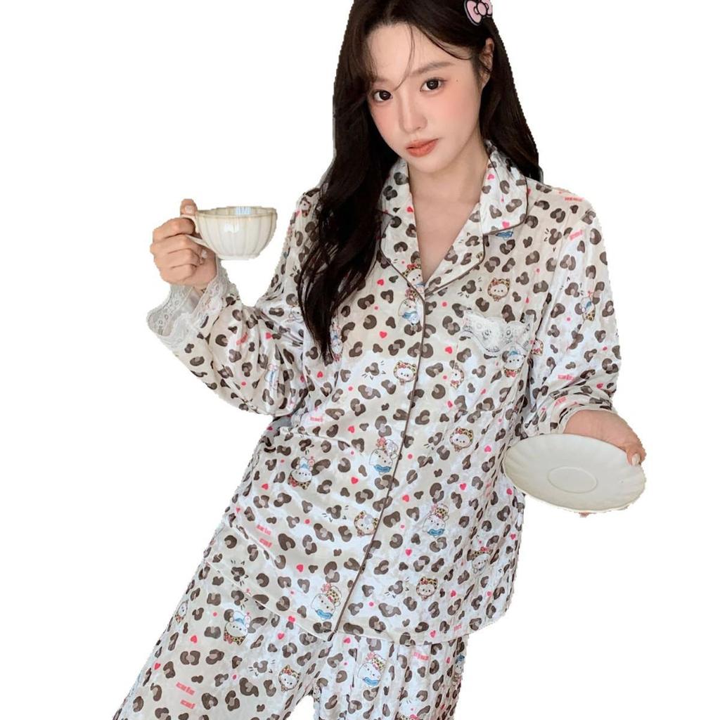 Leoparden-Kätzchen Samt Pyjama im japanischen Stil für Damen - Niedliche & Warme Herbst/Winter Loungewear