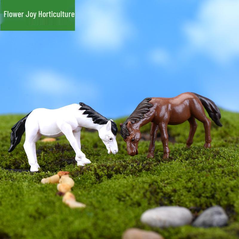 Miniature DIY Building Model: Moss, Micro Landscape Ornaments, Resin Animal & Plant Figures