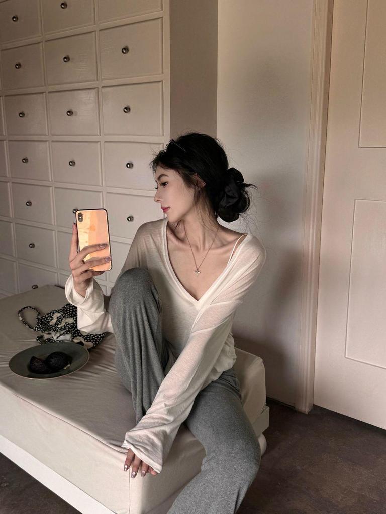 Women's Tencel Ribbed Sheer V-Neck Long-Sleeve Loose Casual Sun Protection Cover-Up Top