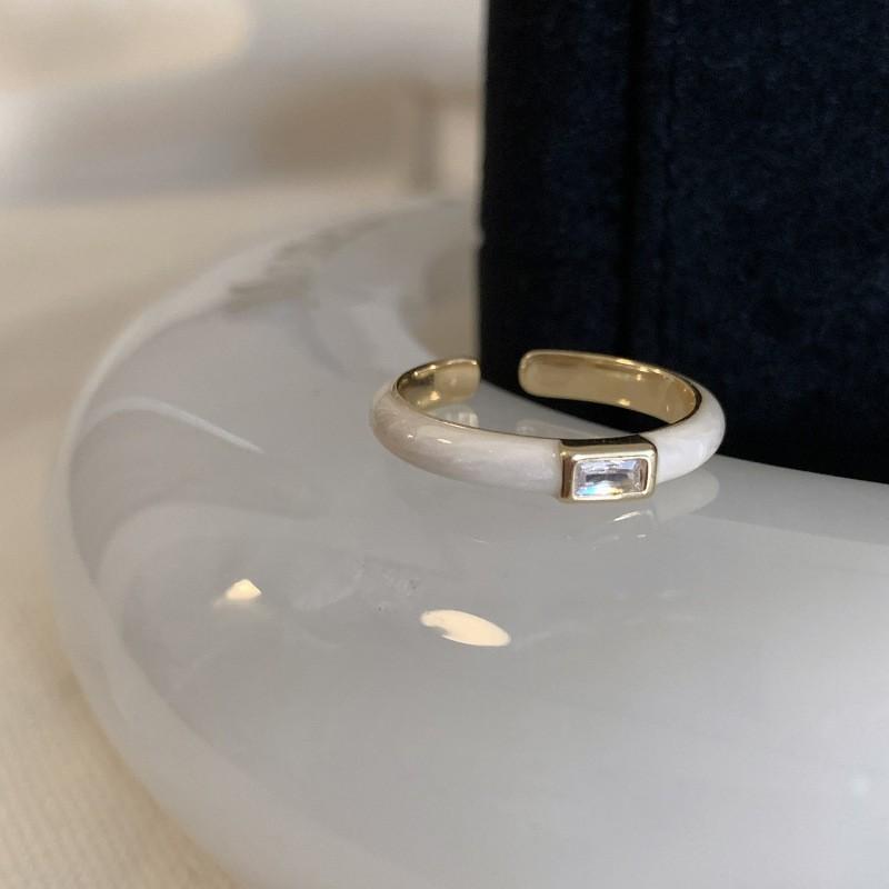 925 Unique Highend Sterling Silver Couple Rings Featuring Dazzling Diamond Accents For Women