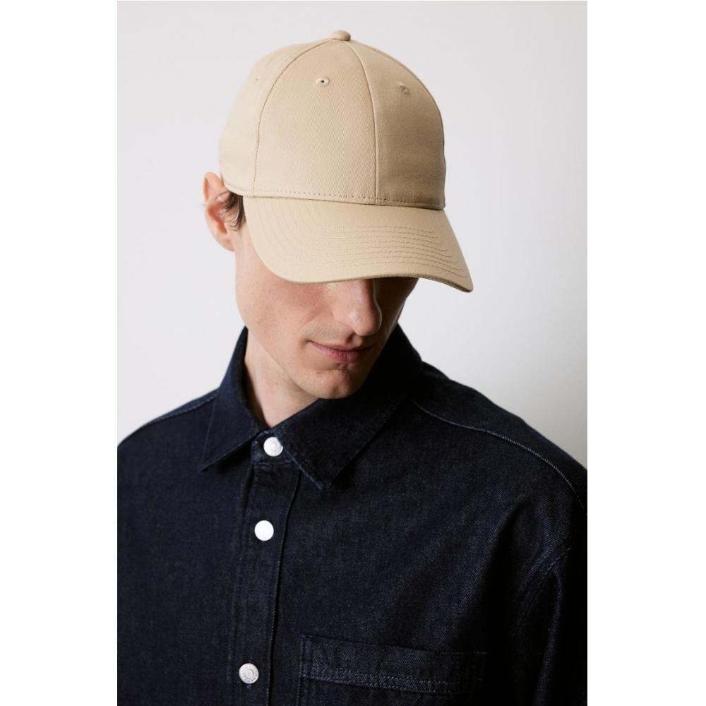 

Кепка HM из хлопкового твила бежевого цвета