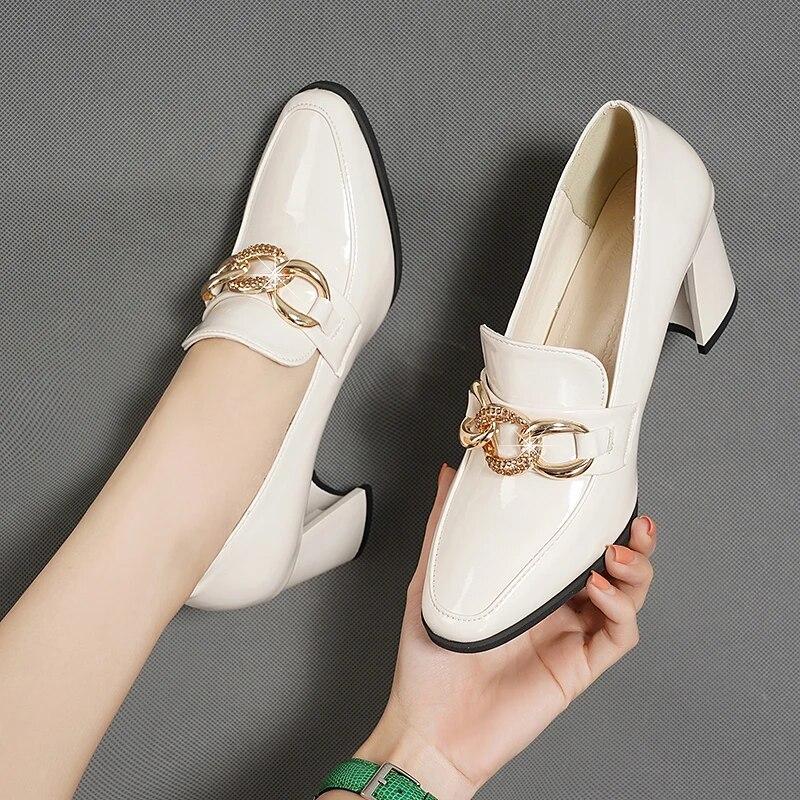 Špičaté sandály Vysoké podpatky společenské boty Řetízek Vysoké podpatky Dámské vysoké podpatky Béžová kancelářská obuv na vysokém podpatku