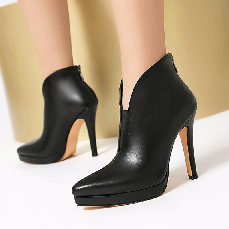 

Новые женские ботинки Мартин однотонные на молнии с низким голенищем большого размера женские ботинки резиновая мягкая подошва осень и зима больше чем тонкий каблук кожаные ботинки wom 39 чёрный